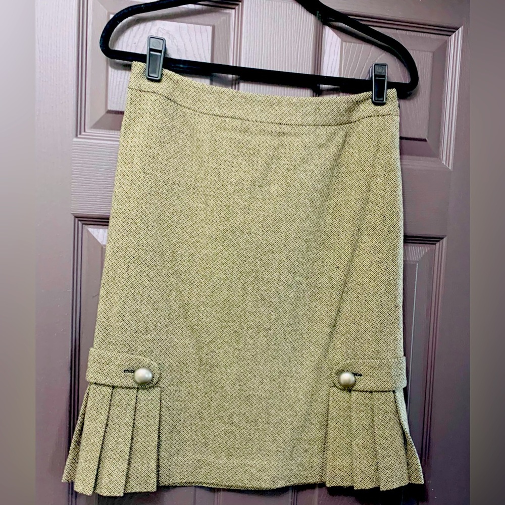 Banana Republic Matching Skirt and Jacket with Black Velvet.